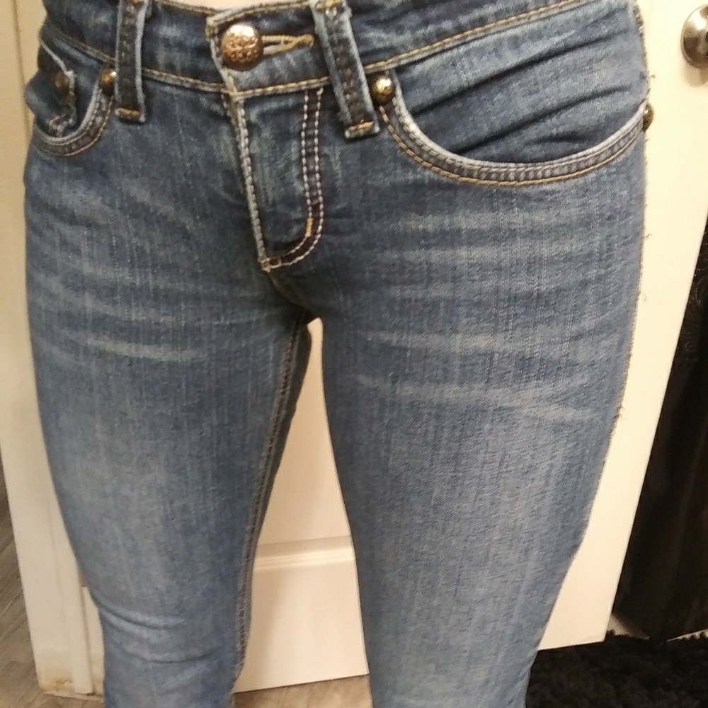 Jeans - Picture 2 of 4
